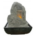 Fontaine bouddha en repos 